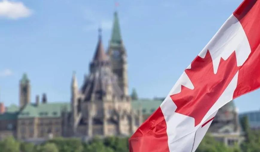 加拿大移民中介公司:加拿大的永久居留新方法分享